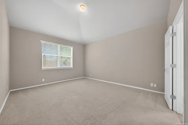 $2,000 | 201 Canyon Vista, Cibolo, TX 78108