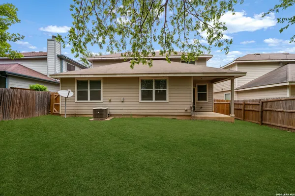 $2,000 | 201 Canyon Vista, Cibolo, TX 78108