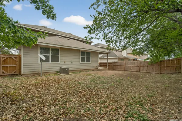 $2,000 | 201 Canyon Vista, Cibolo, TX 78108