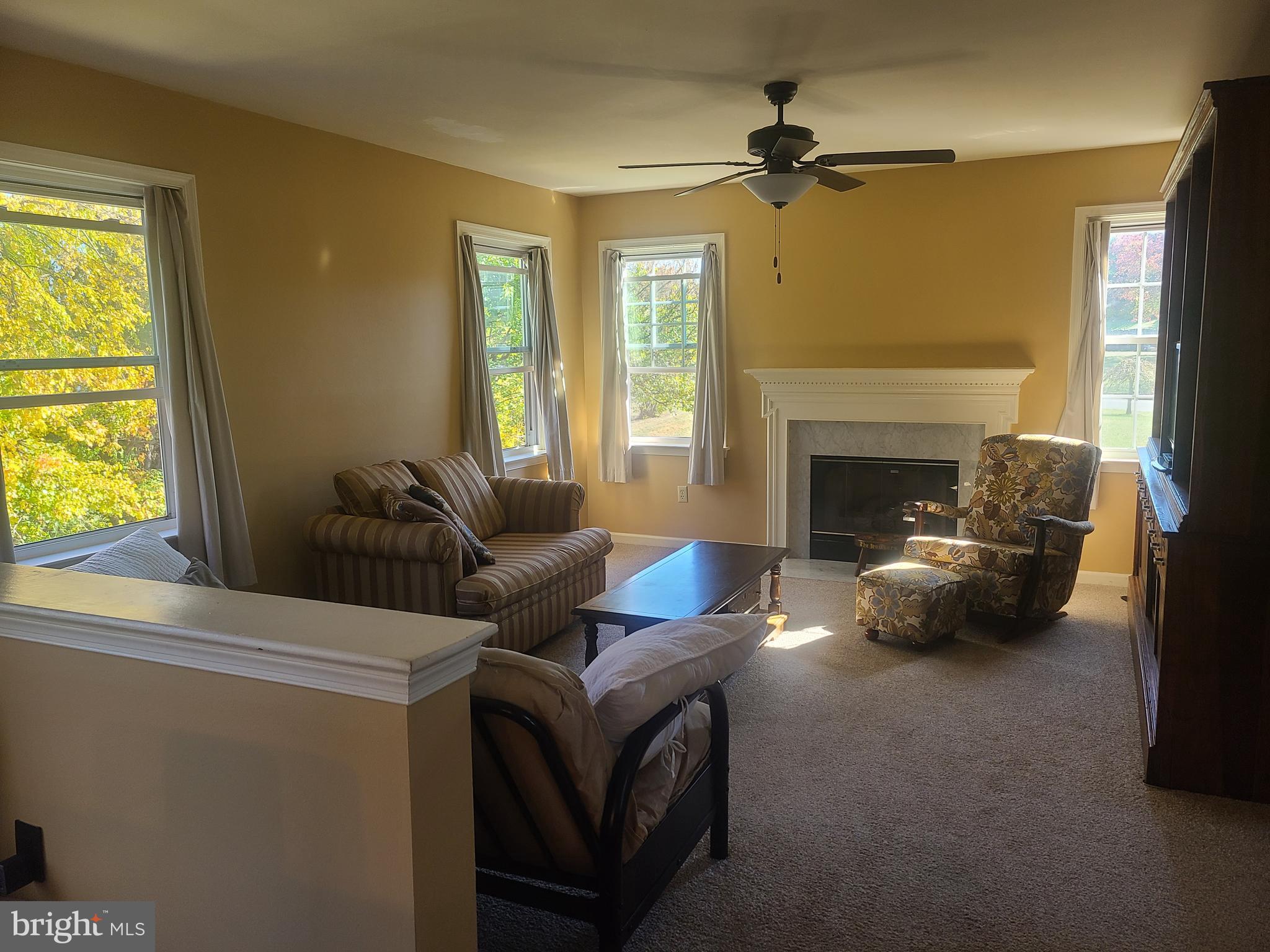 1335 Roberts Road Gilbertsville, PA 19525 - Photo 12 of 38 Family Room