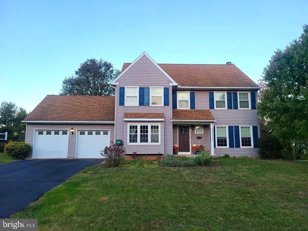 1335 Roberts Road Gilbertsville, PA 19525 - Photo 2 of 38