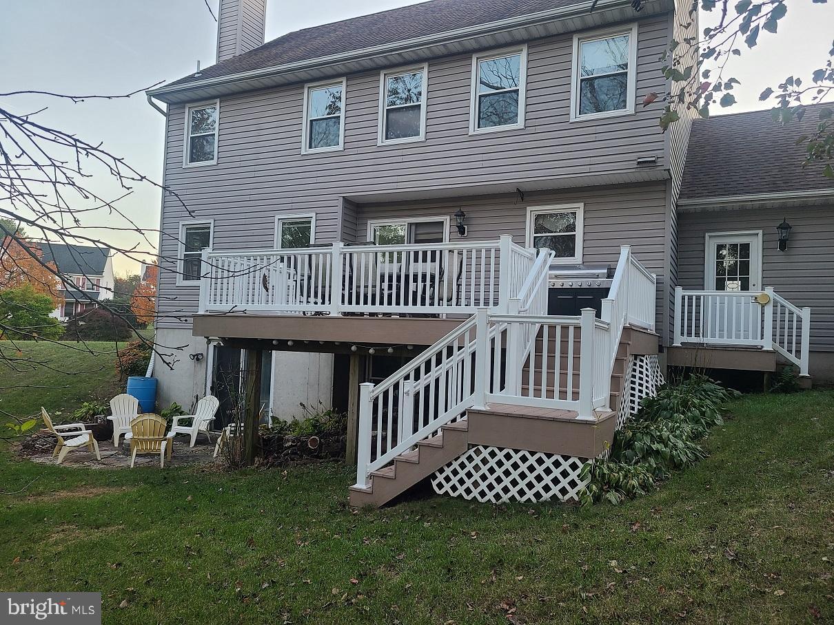 1335 Roberts Road Gilbertsville, PA 19525 - Photo 36 of 38 Rear Deck