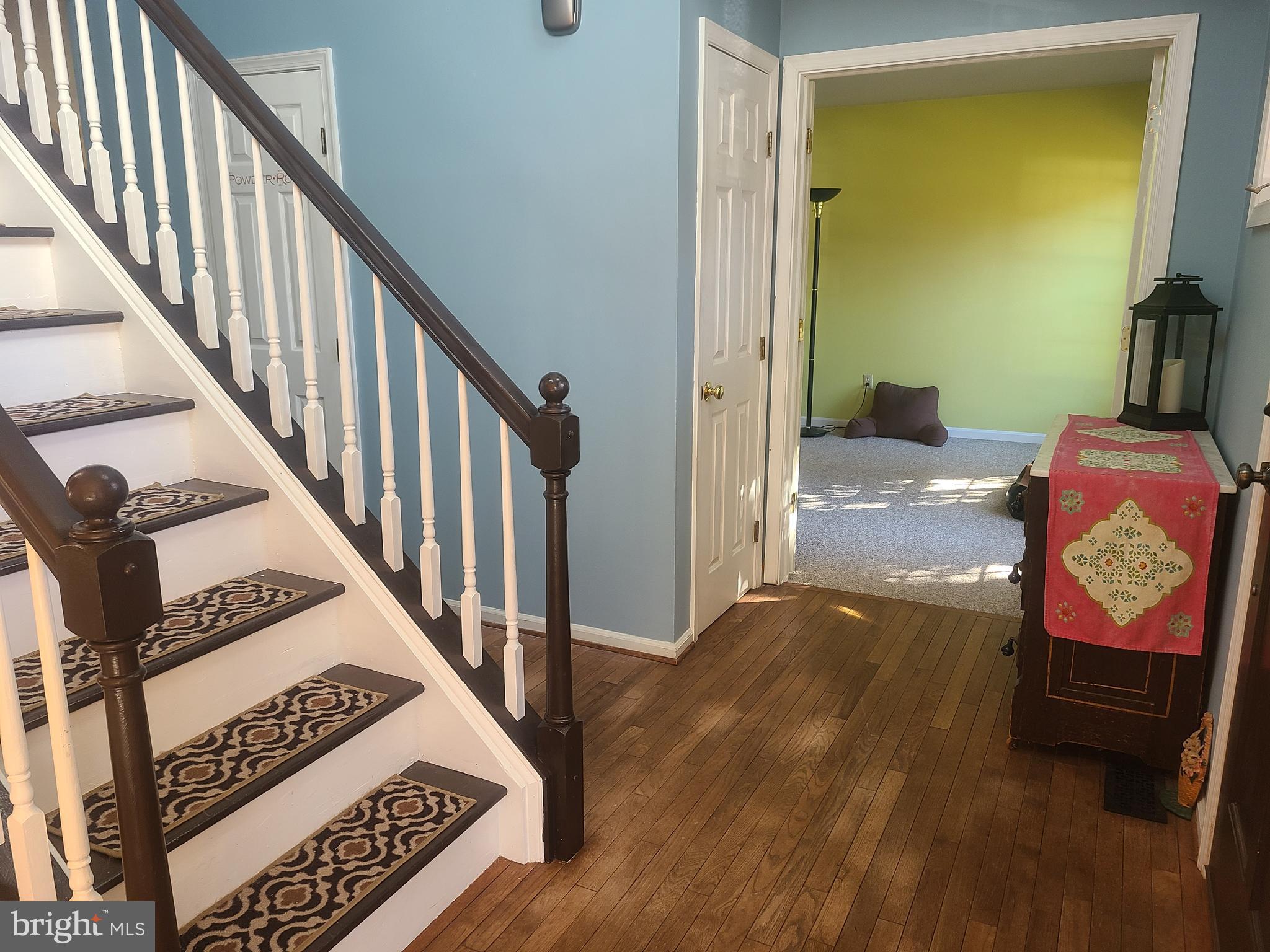 1335 Roberts Road Gilbertsville, PA 19525 - Photo 9 of 38 Foyer