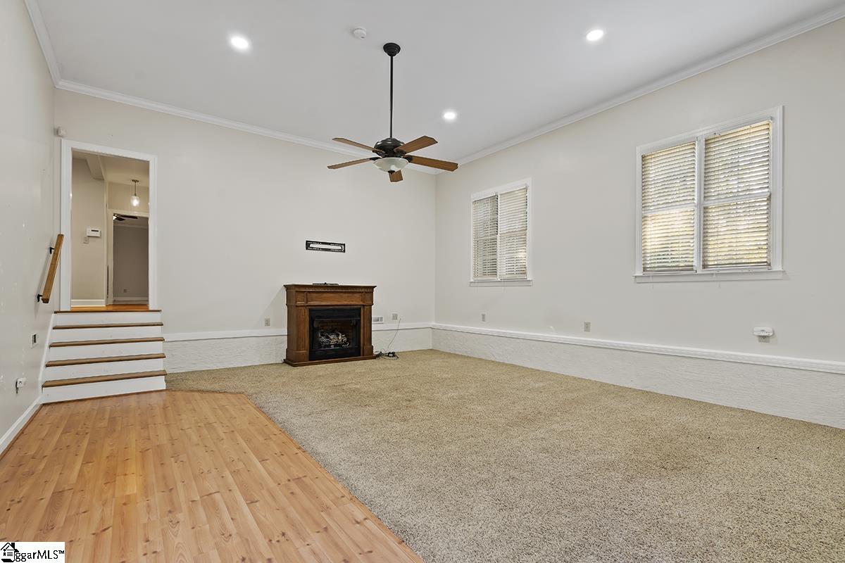 208 Farmdale Road Hodges, SC 29653 - Photo 11 of 36