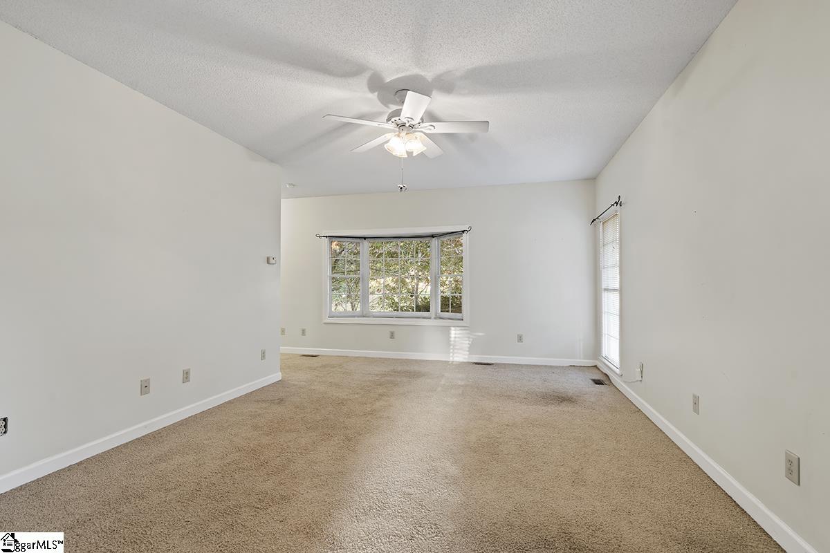 208 Farmdale Road Hodges, SC 29653 - Photo 14 of 36