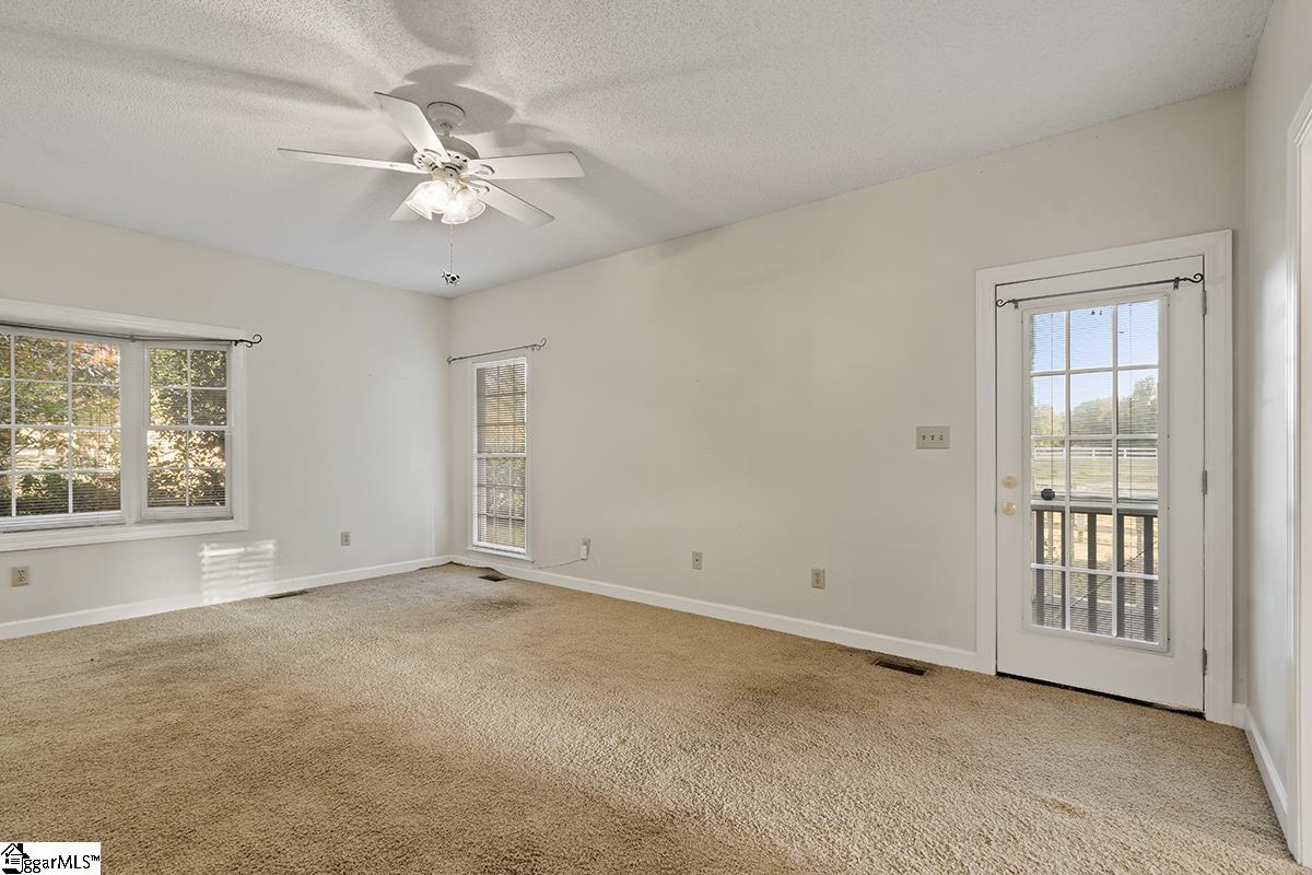 208 Farmdale Road Hodges, SC 29653 - Photo 15 of 36