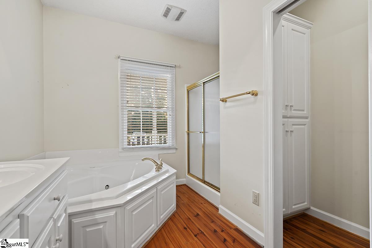 208 Farmdale Road Hodges, SC 29653 - Photo 16 of 36