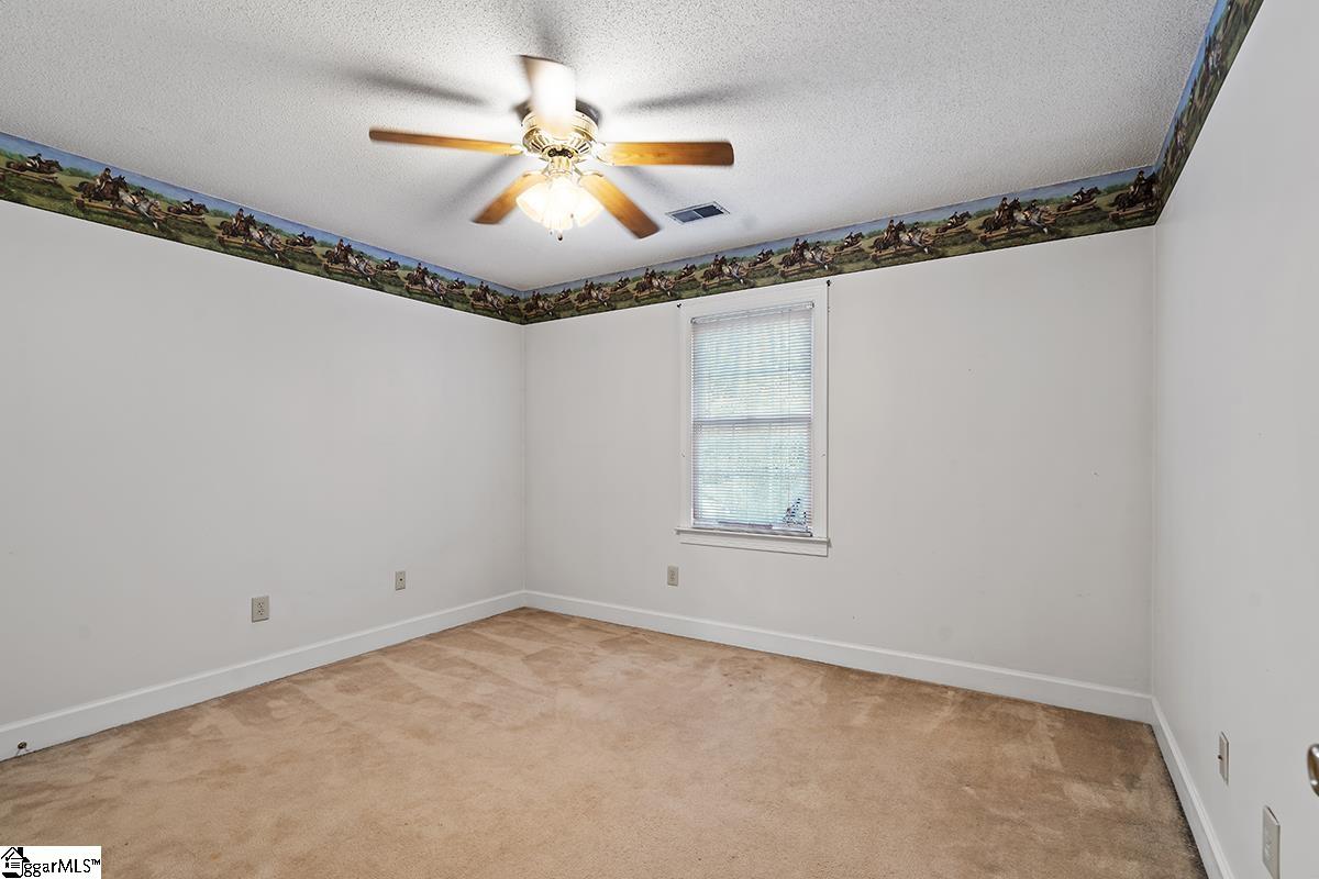 208 Farmdale Road Hodges, SC 29653 - Photo 21 of 36