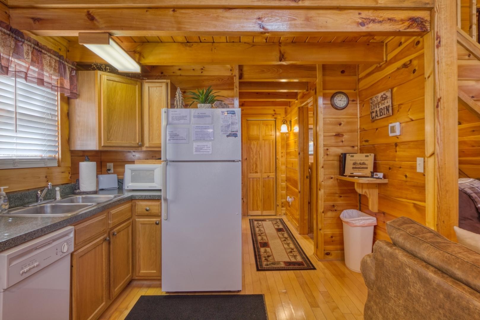 208 Moose Ridge Way Pigeon Forge, TN 37863 - Photo 6 of 17