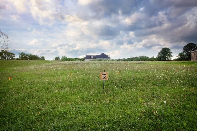 $97,500 | 3 167th Avenue, Lowell, IN 46356