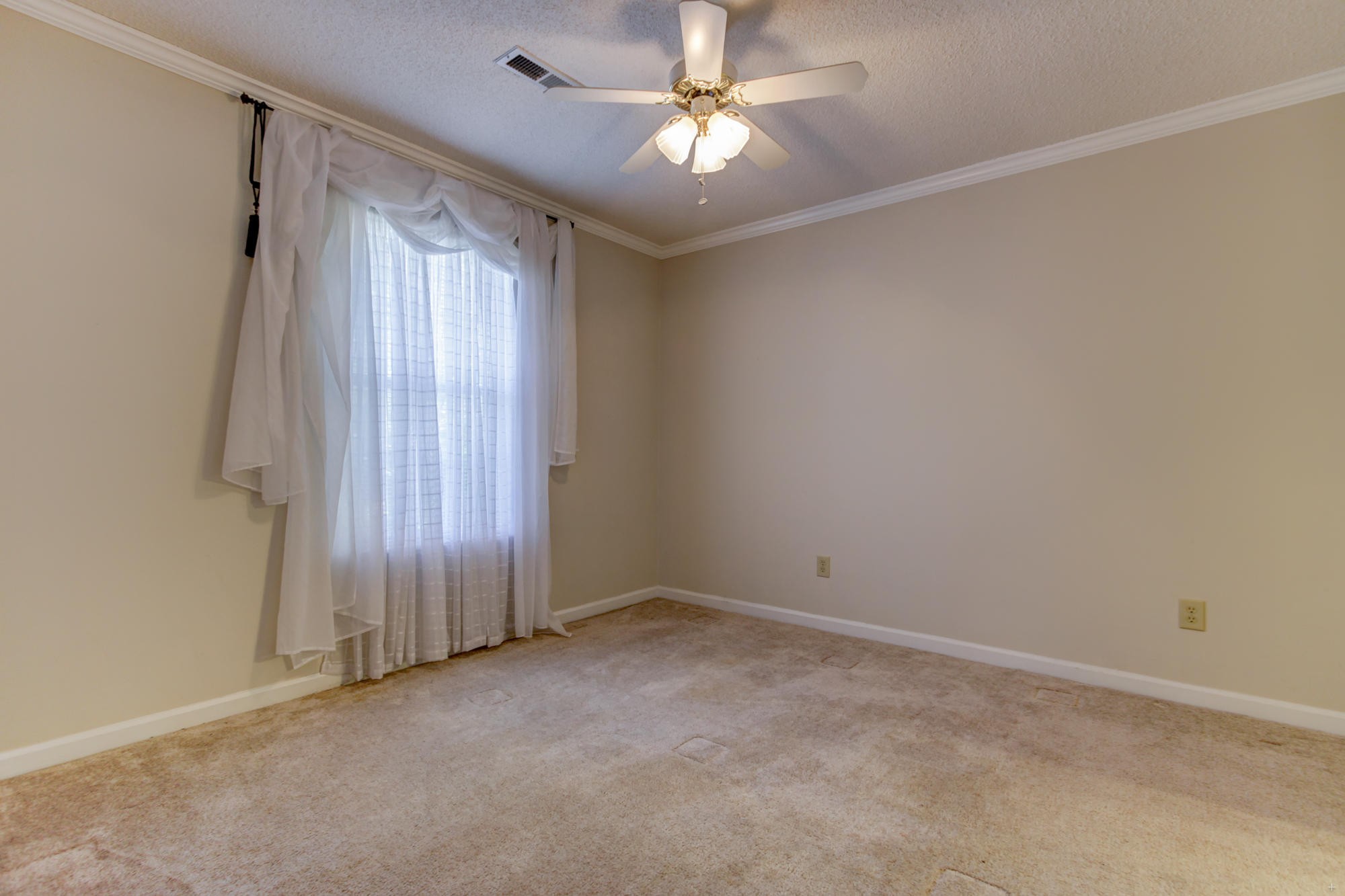 1900 Barbridge Way Powell, TN 37849 - Photo 11 of 14 Gallery Image 11