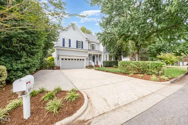 $550,000 | 905 Clatter Avenue, Wake Forest, NC 27587