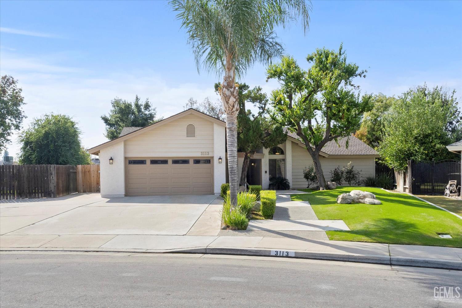 Undisclosed Address Bakersfield, CA 93309 - Photo 11 of 59 Gallery Image 11