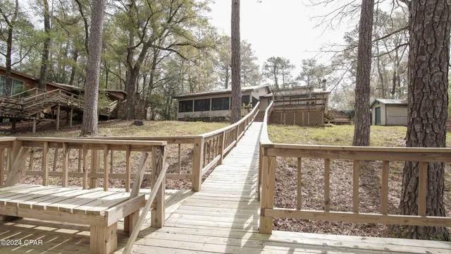 $400,000 | 3642 Lucianne Road, Vernon, FL 32462