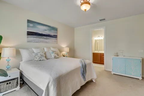 $3,800 | 1323 North Jeaga Drive, Jupiter, FL 33458