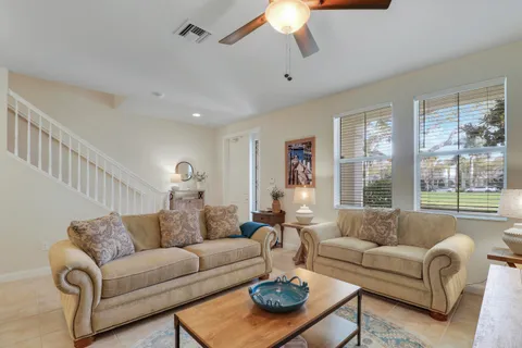 $3,800 | 1323 North Jeaga Drive, Jupiter, FL 33458