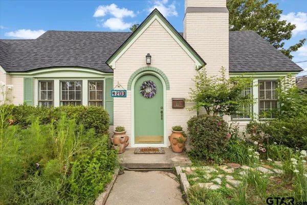 $310,000 | 1200 South Wall Avenue, Tyler, TX 75701