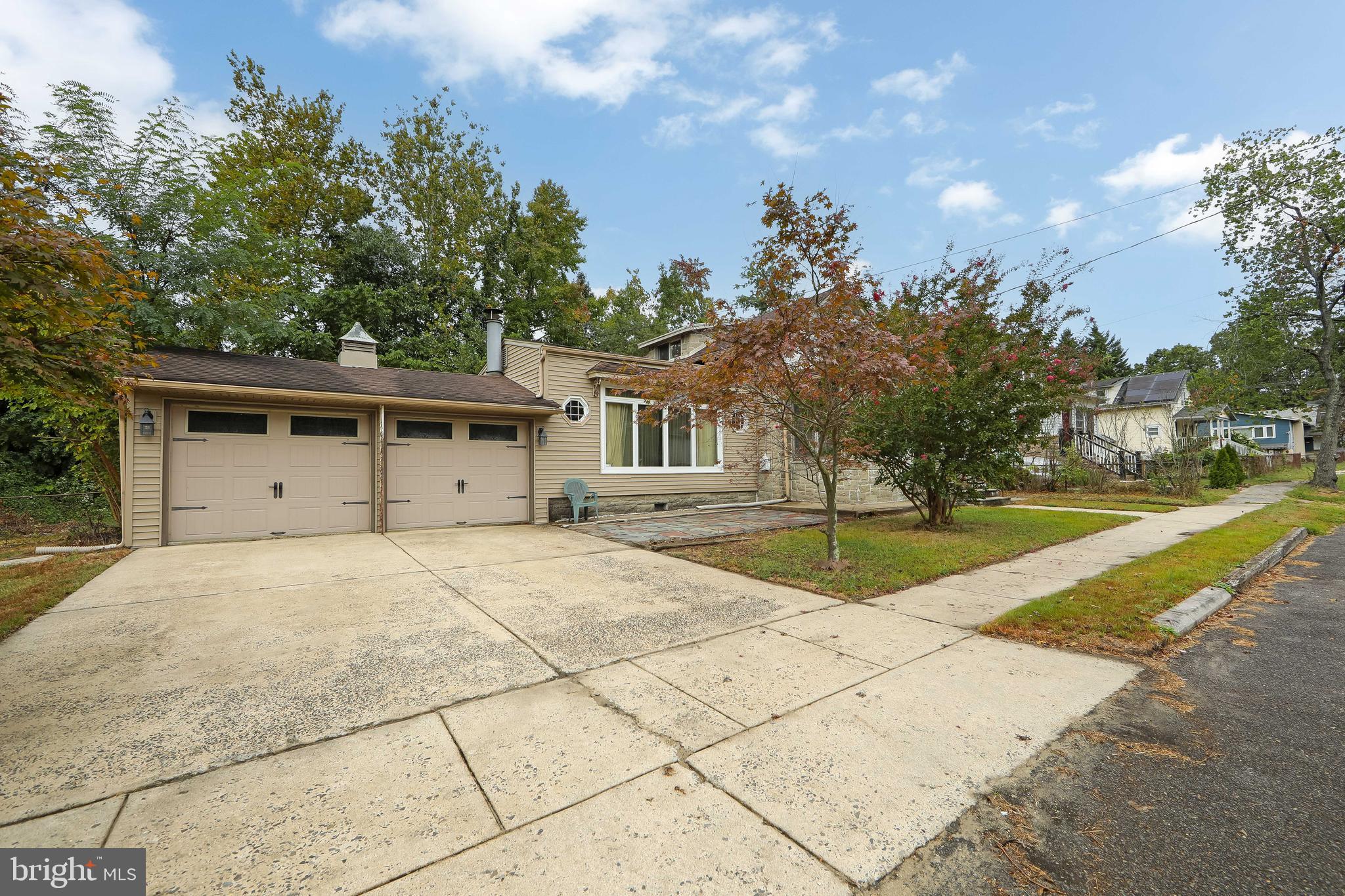 22 Holly Road Clementon, NJ 08021 - Photo 2 of 38