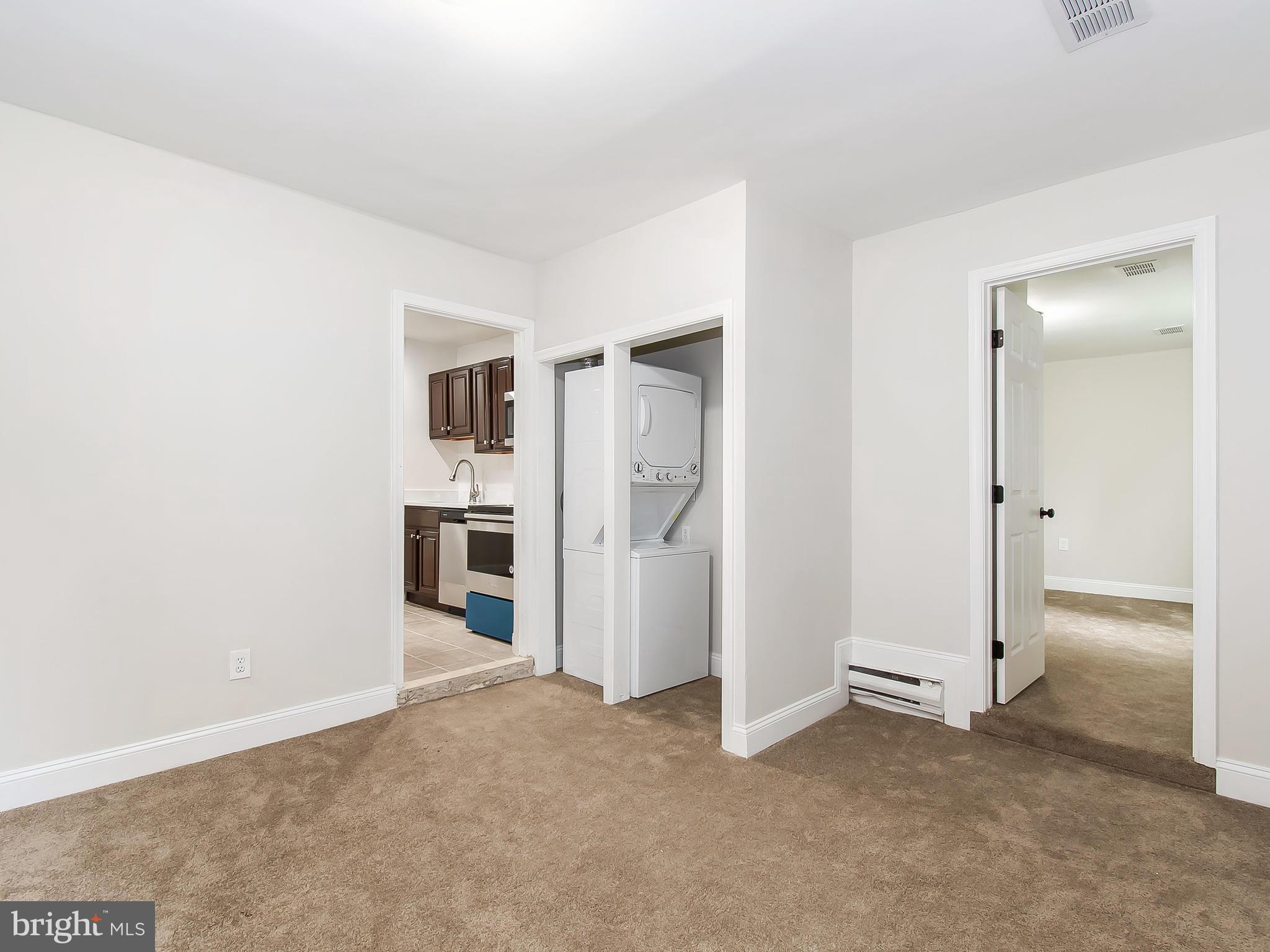 7014 East Forest Road Landover, MD 20785 - Photo 14 of 24 Living Room