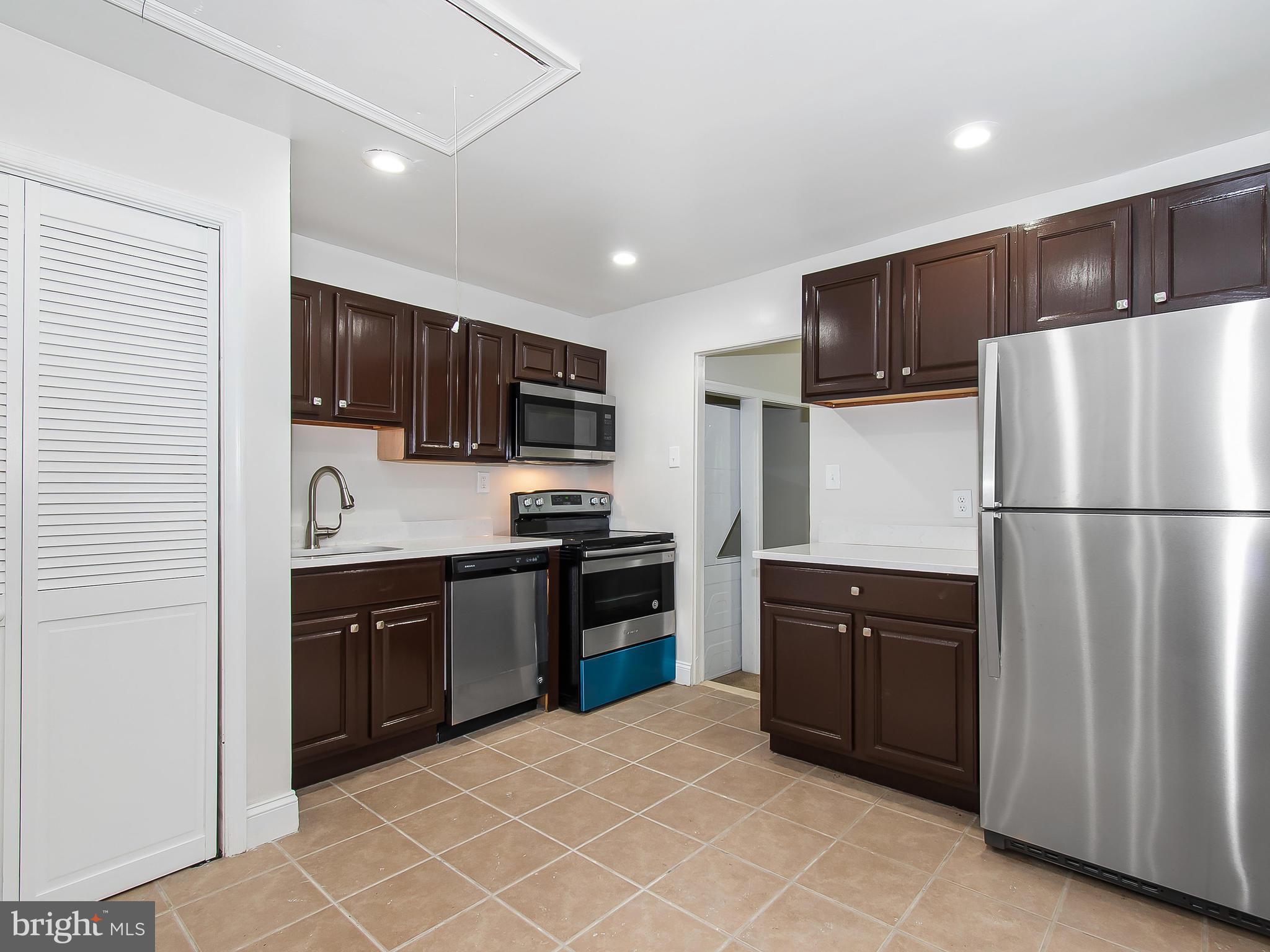 7014 East Forest Road Landover, MD 20785 - Photo 8 of 24 Kitchen