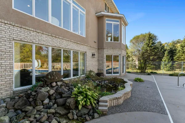$1,199,000 | 2345 South Oak Drive, Red Wing, MN 55066