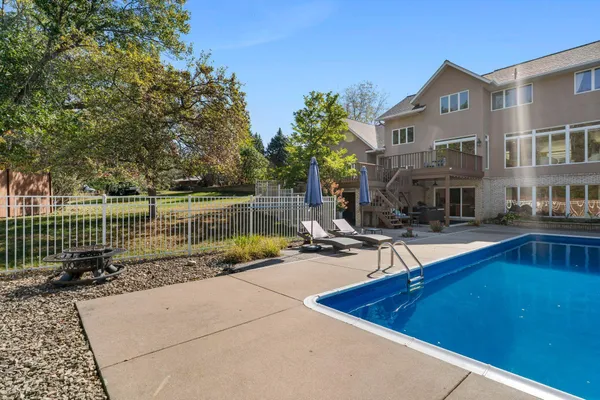 $1,199,000 | 2345 South Oak Drive, Red Wing, MN 55066