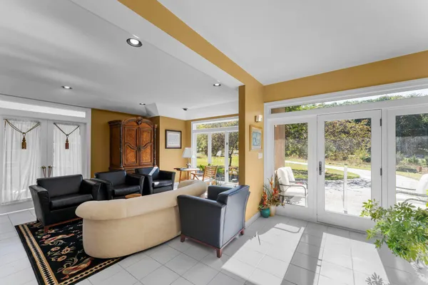 $1,199,000 | 2345 South Oak Drive, Red Wing, MN 55066