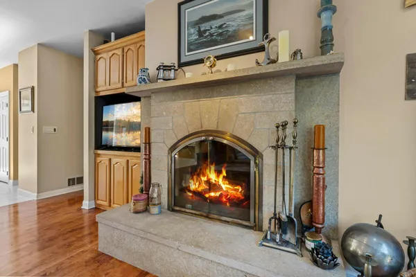 $1,199,000 | 2345 South Oak Drive, Red Wing, MN 55066