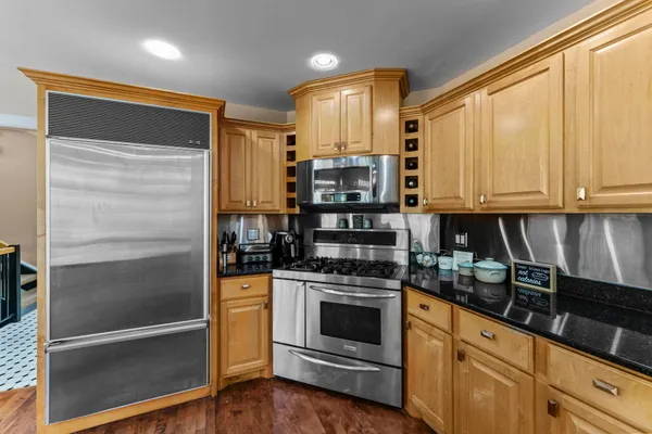 $1,199,000 | 2345 South Oak Drive, Red Wing, MN 55066
