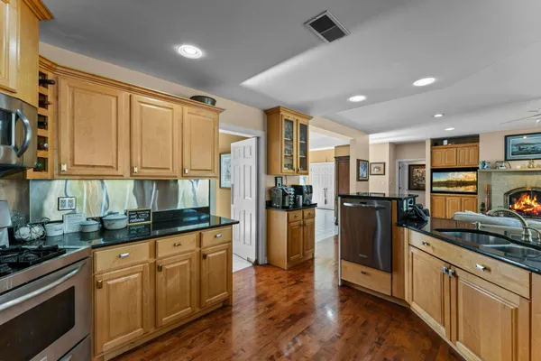 $1,199,000 | 2345 South Oak Drive, Red Wing, MN 55066