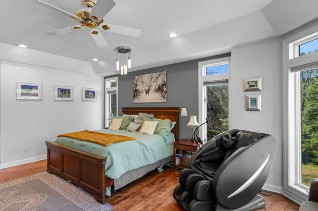 $949,900 | 2345 South Oak Drive, Red Wing, MN 55066