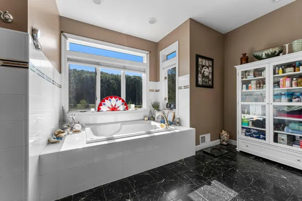 $1,199,000 | 2345 South Oak Drive, Red Wing, MN 55066