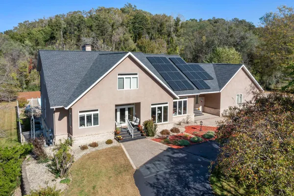 $1,199,000 | 2345 South Oak Drive, Red Wing, MN 55066
