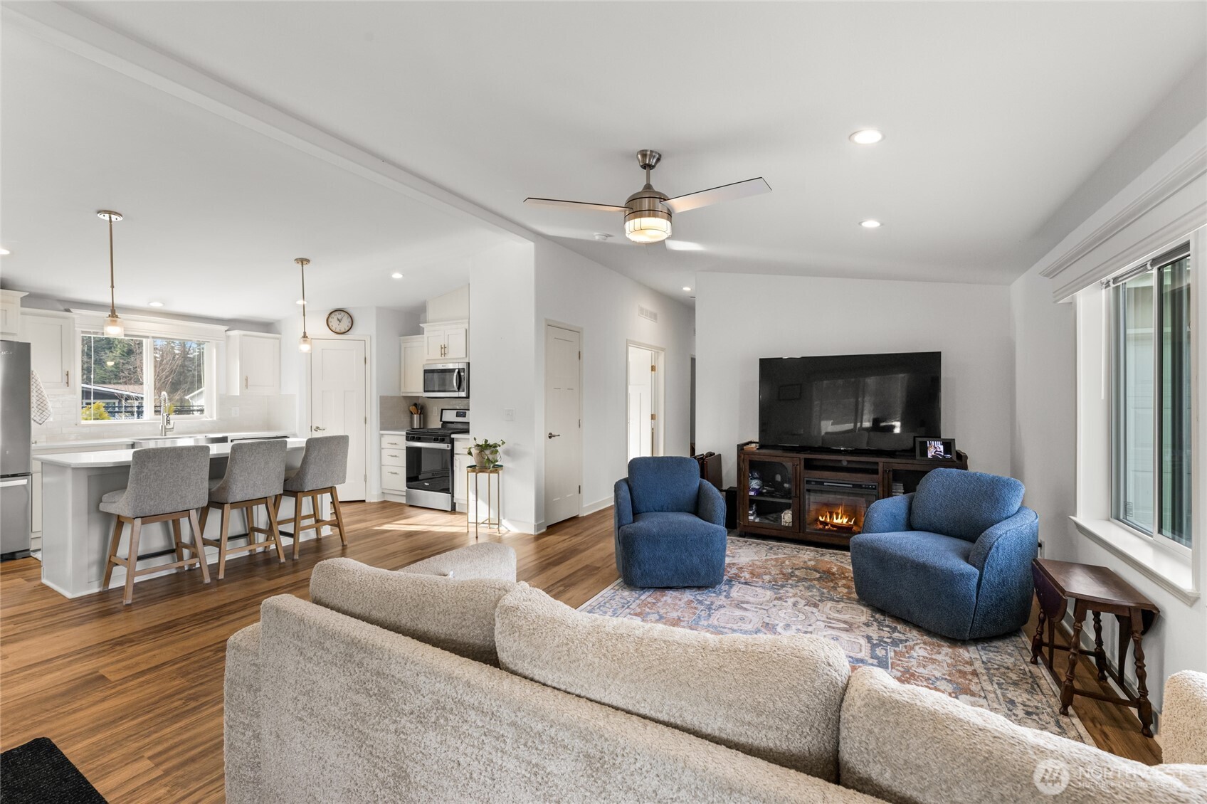 1736 Timber Street, Unit 115 Enumclaw, WA 98022 - Photo 8 of 34