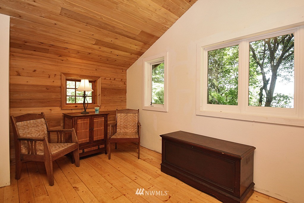4659 Handy Road Clinton, WA 98236 - Photo 14 of 25 Gallery Image 14