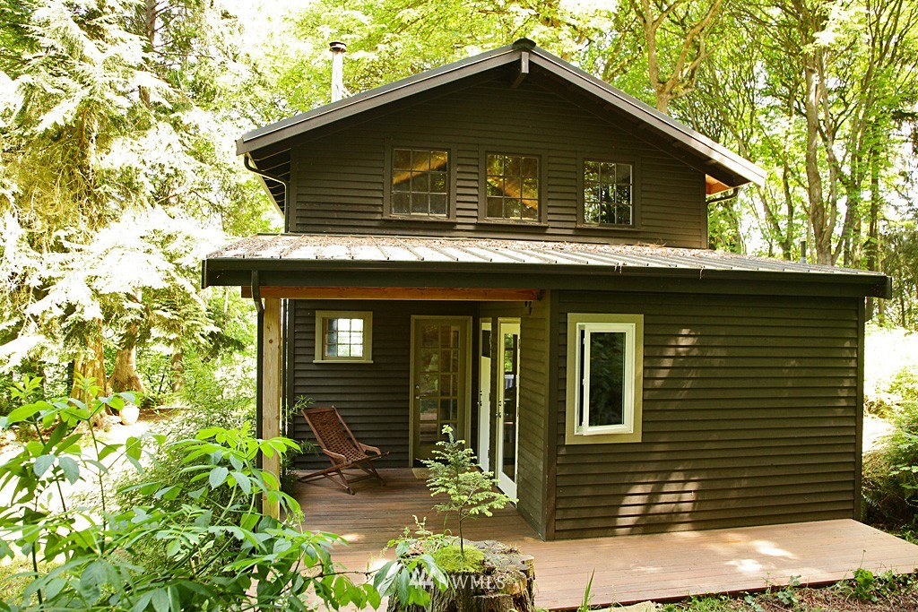 4659 Handy Road Clinton, WA 98236 - Photo 16 of 25 Gallery Image 16