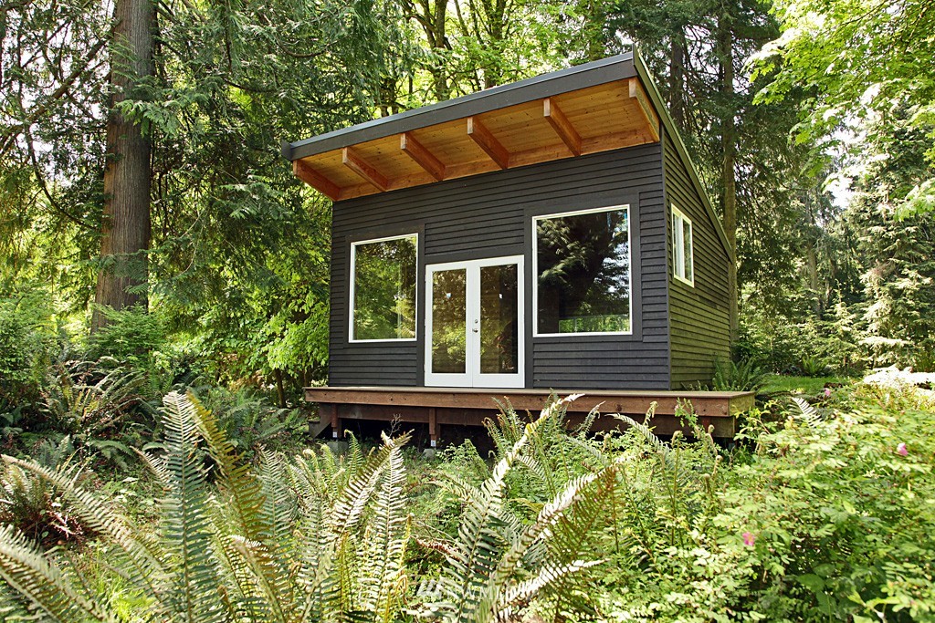 4659 Handy Road Clinton, WA 98236 - Photo 18 of 25 Gallery Image 18