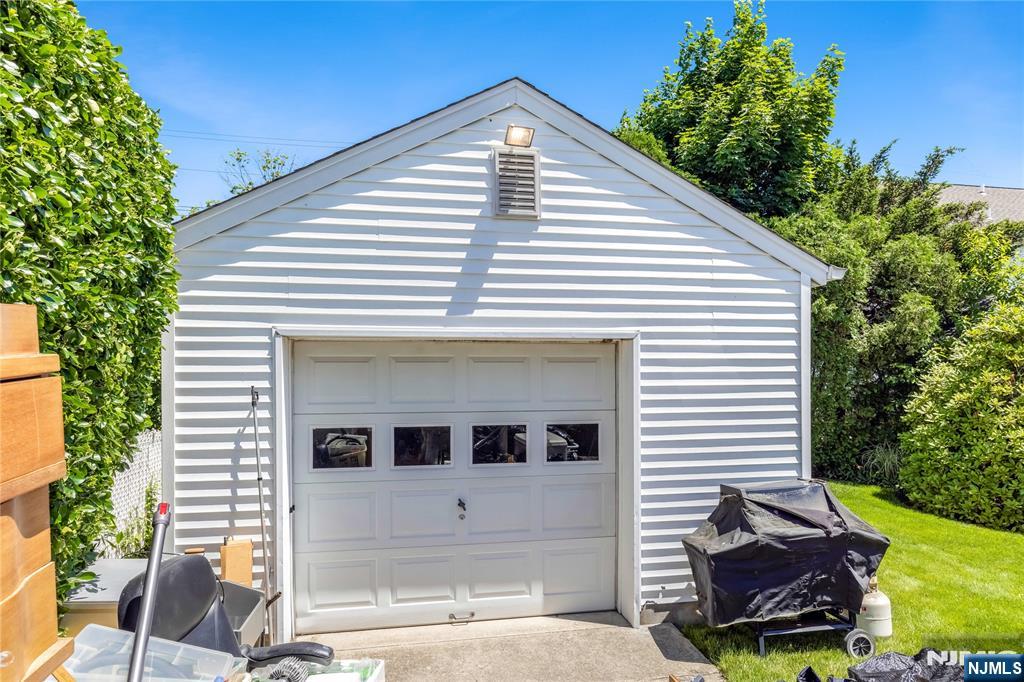 447 Sussex Road Wood-Ridge, NJ 07075 - Photo 23 of 23