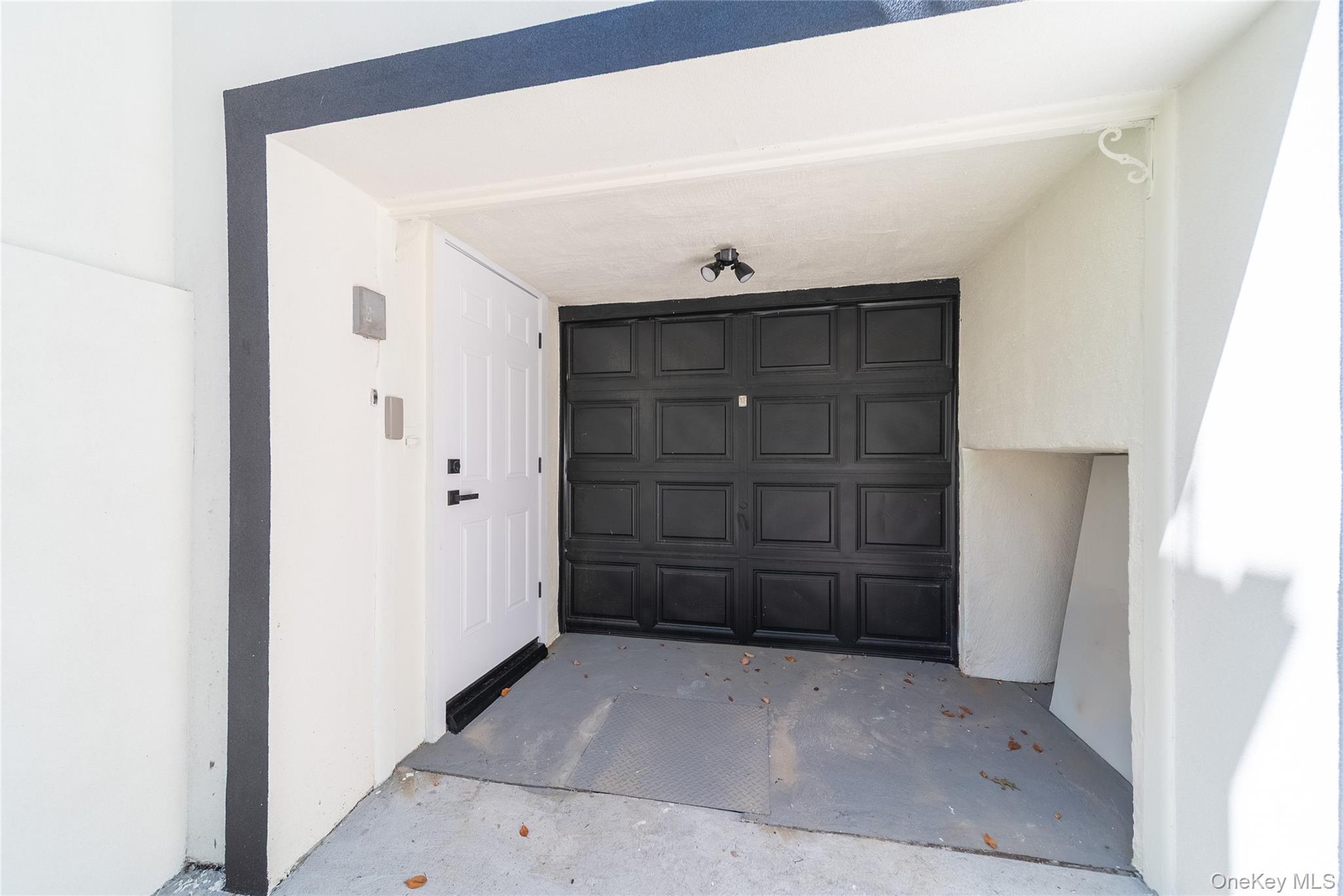86-32 Midland Parkway Queens, NY 11432 - Photo 23 of 26 a view of walk in closet