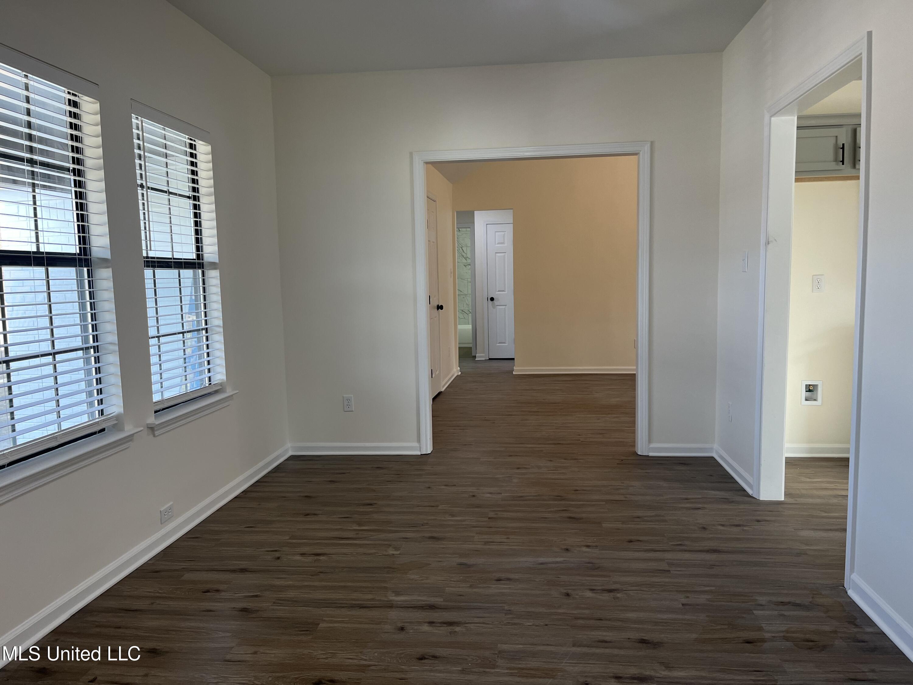 941 Mt Pleasant Road Byhalia, MS 38611 - Photo 6 of 17 IMG_4759