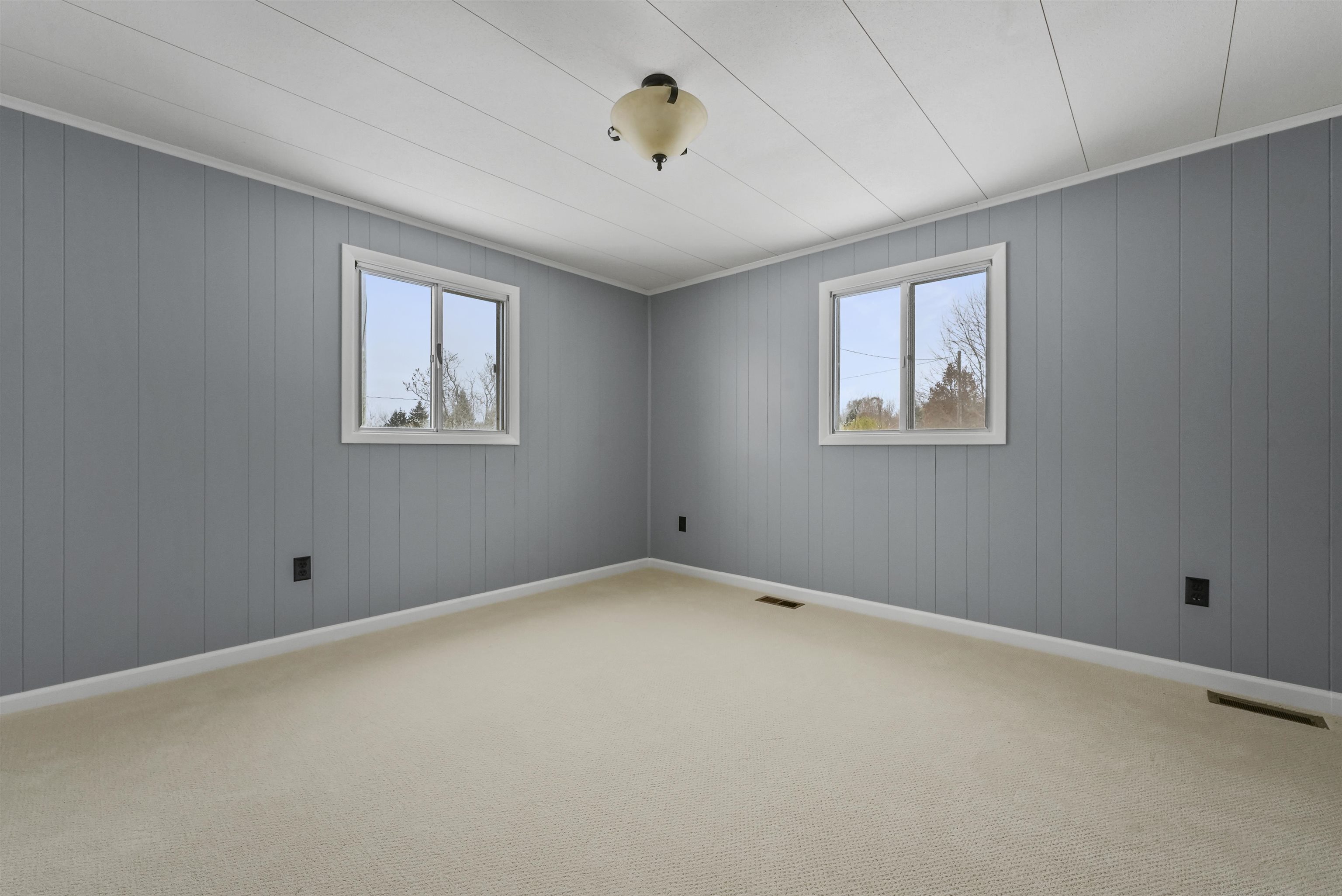 5150 Vance Road Grawn, MI 49637 - Photo 15 of 29 1906836-14.JPG