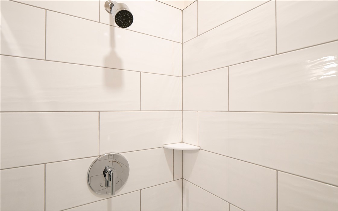 15 Cranston Avenue, Unit 22 Newport, RI 02840 - Photo 14 of 19