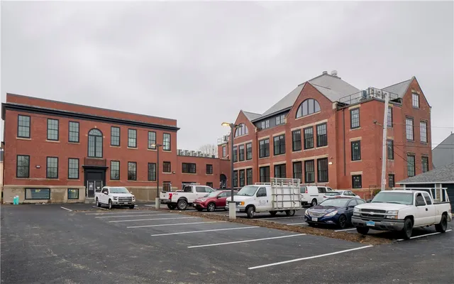 $2,200 | 15 Cranston Avenue, Unit 22, Newport, RI 02840