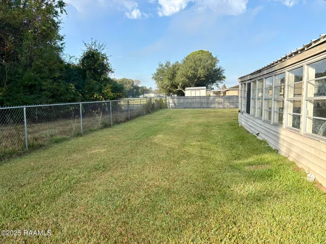 $1,400 | 118 Avondale Drive, Lafayette, LA 70506