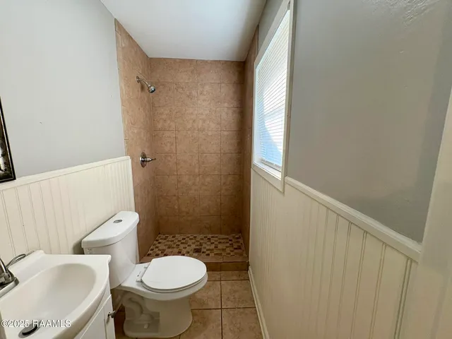 $1,400 | 118 Avondale Drive, Lafayette, LA 70506