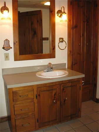 25 Colonial Road Webster, MA 01570 - Photo 16 of 19 Gallery Image 16