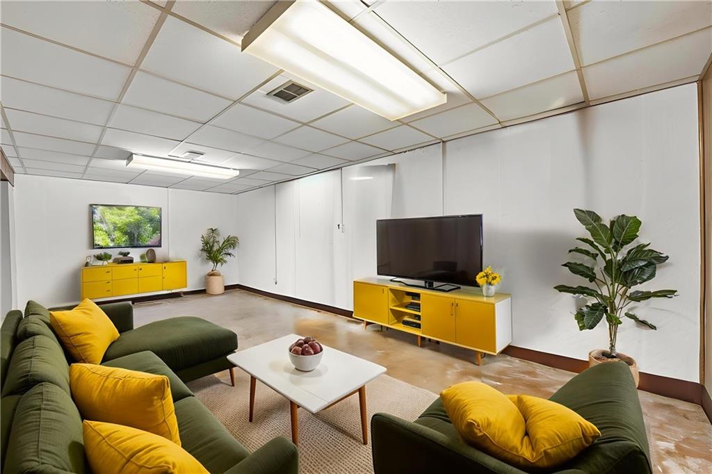 1302 North Whitney Road Independence, MO 64056 - Photo 24 of 43