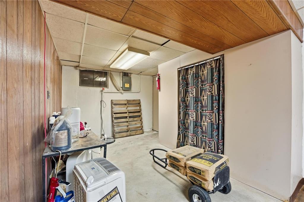 1302 North Whitney Road Independence, MO 64056 - Photo 33 of 43