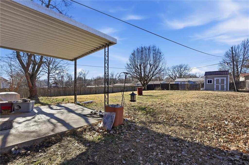 1302 North Whitney Road Independence, MO 64056 - Photo 35 of 43