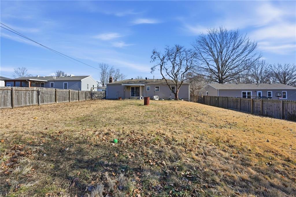 1302 North Whitney Road Independence, MO 64056 - Photo 37 of 43